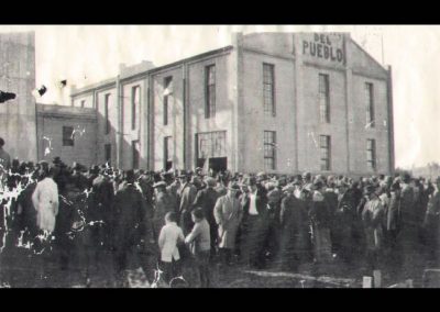 Dia de jubilo. 9 de Julio de 1933. Trenque Lauquen inauguraba la Usina del Pueblo en fecha patria.