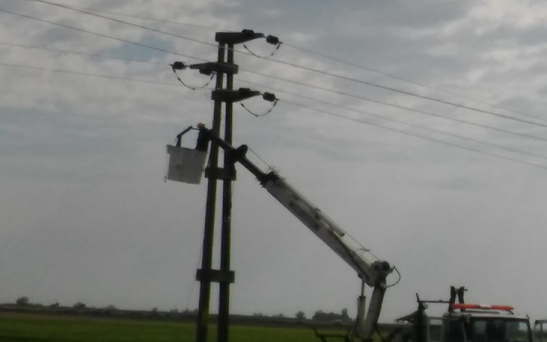 Obras eléctricas en áreas rurales